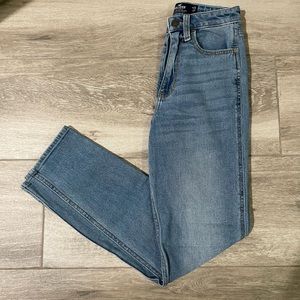 Hollister High Rise Mom Jeans